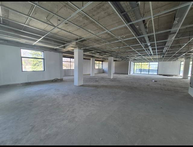 1,505M² OFFICE TO LET IN SANDTON CENTRAL